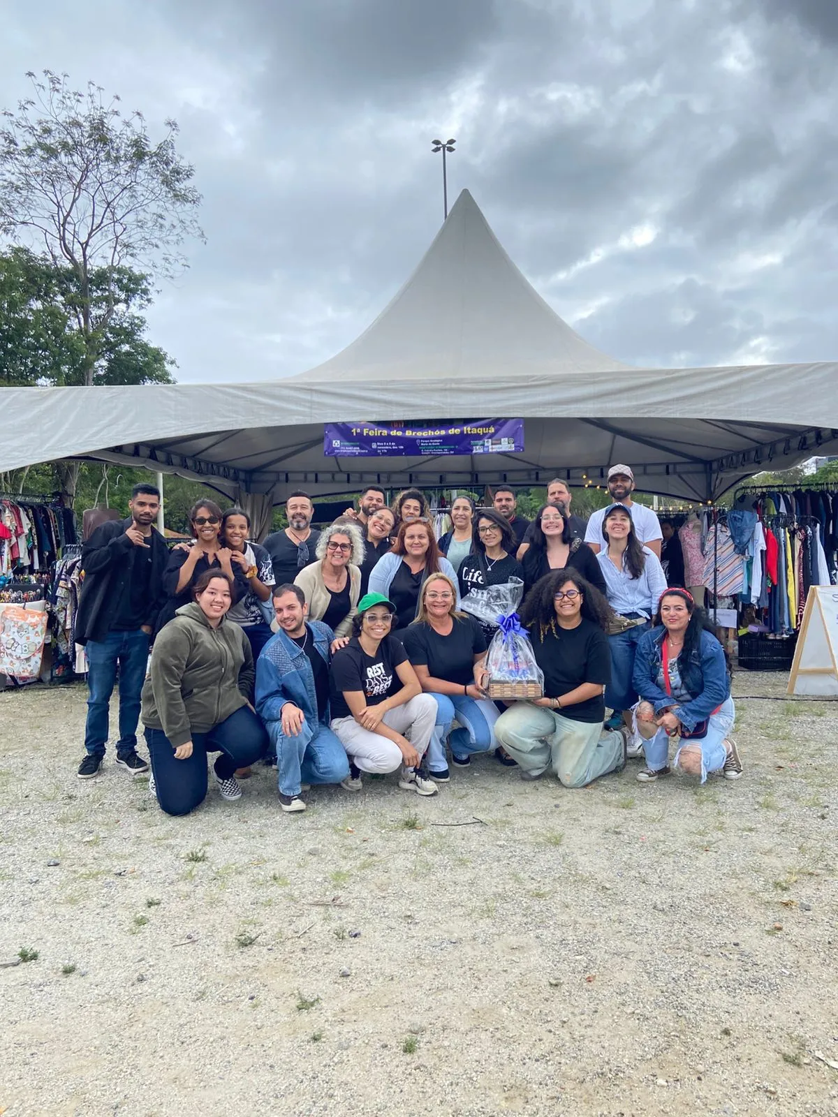 Feira sustentável de brechó